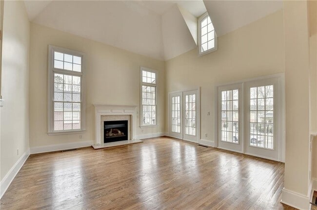 Building Photo - 11140 Donnington Dr