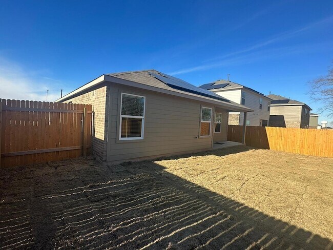 Building Photo - 365 Sonterra Dr