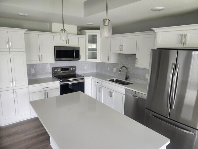 Building Photo - 1581 Keanan Ln