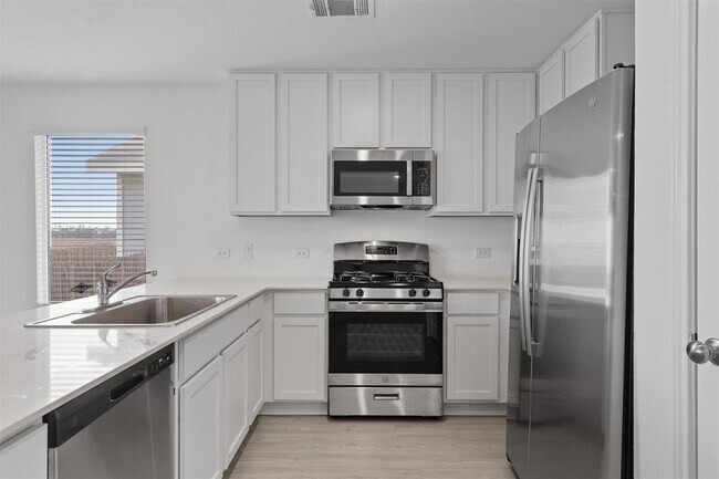 Building Photo - 216 Little Sparklers Lp