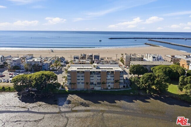 Building Photo - 6400 Pacific Ave