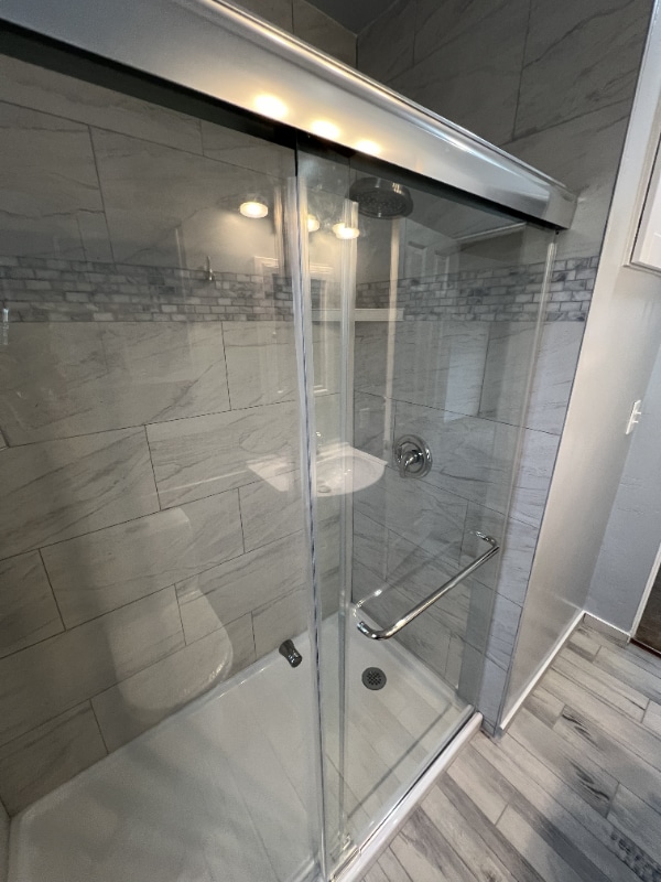 Building Photo - 7545 La Jolla Blvd