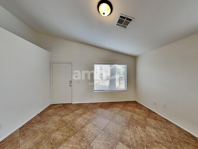 Building Photo - 15943 W Smokey Dr