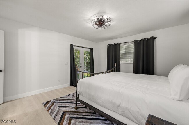 Building Photo - 17780 Caloosa Rd