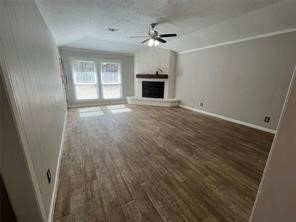 Building Photo - 16064 Holly St