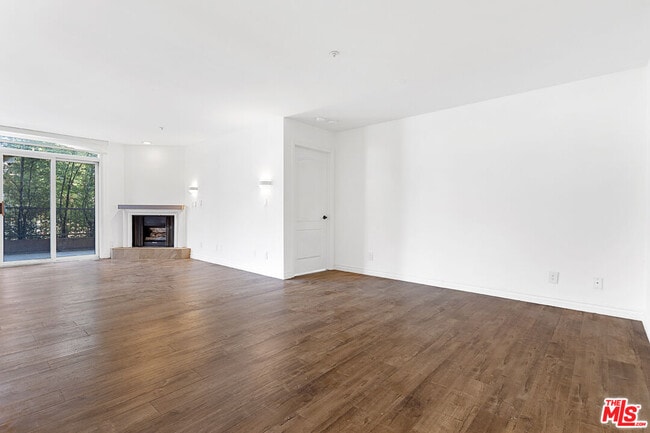 Building Photo - 1255 Federal Ave