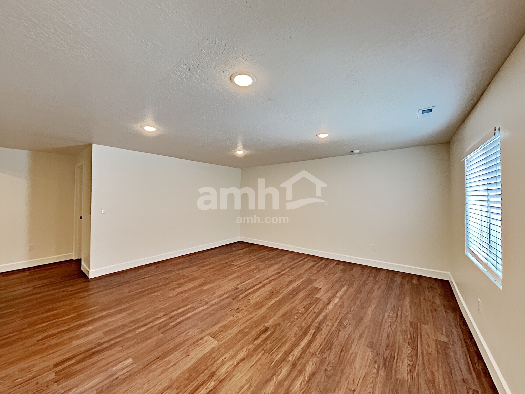 Building Photo - 11138 S Seagrass Dr