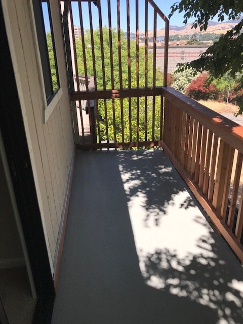 Building Photo - 2115 Overlook Dr