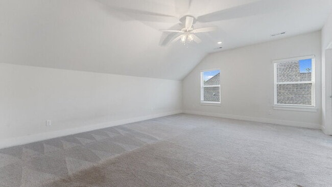 Building Photo - "Lovely 4-Bedroom Retreat with Fireplace &...