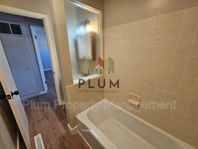 Building Photo - 200 Eddy Ave