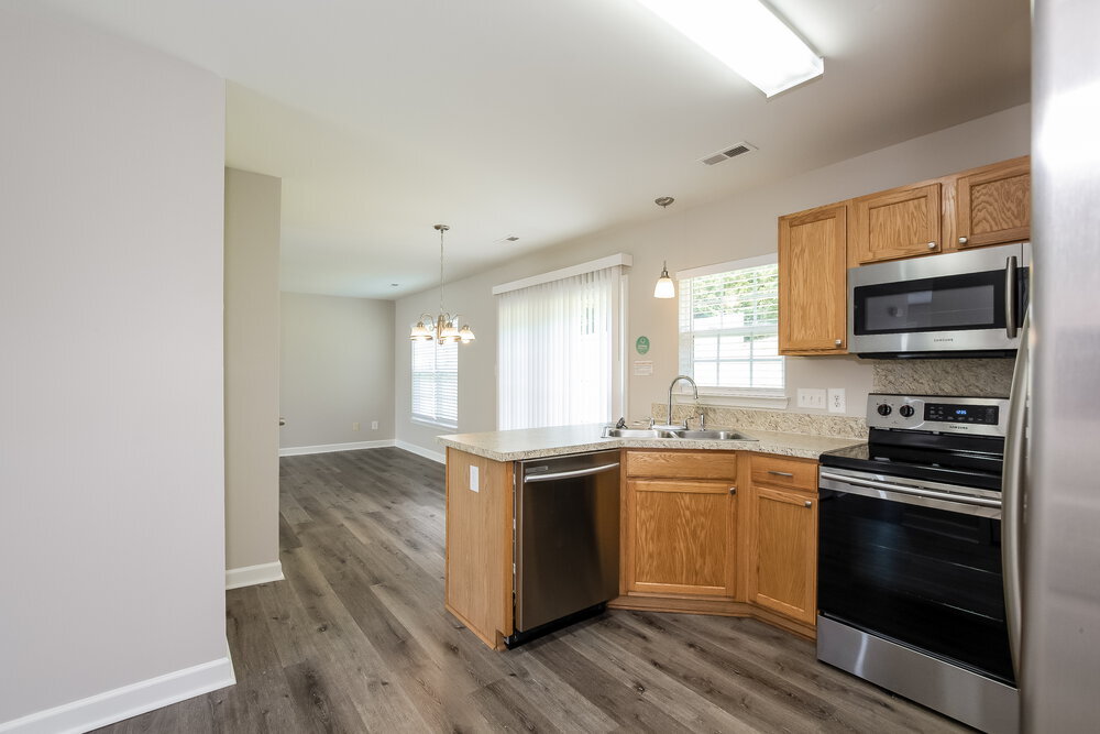 Building Photo - 248 Patrick Ave SW