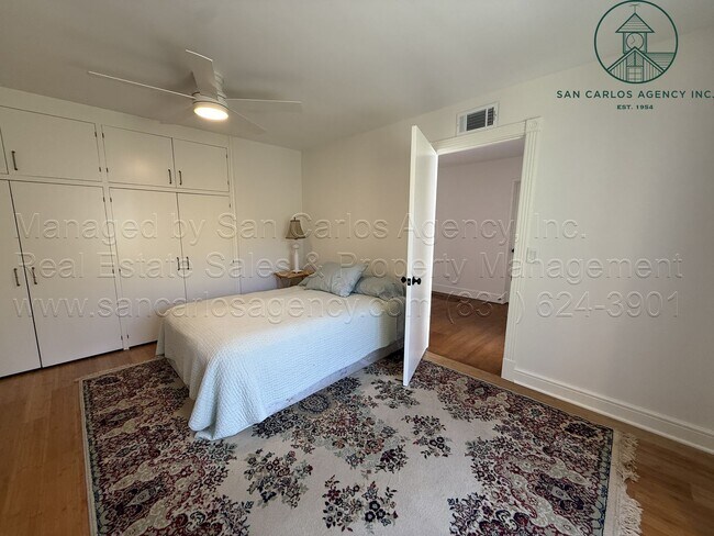 Building Photo - Recently Updated Three Bedroom Upper Hatton Fields Home