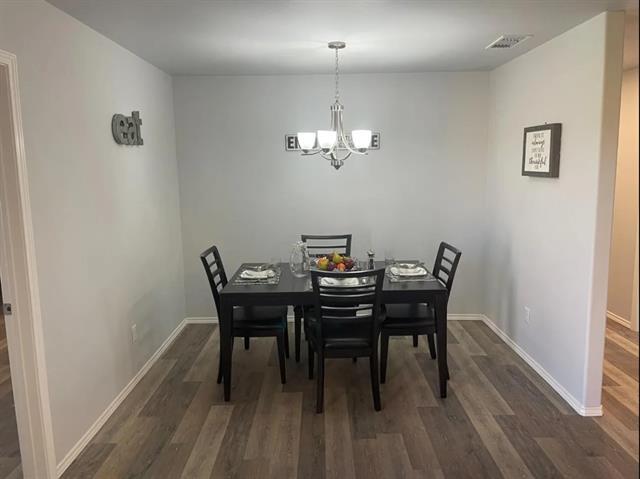 Building Photo - 8424 10th Pl