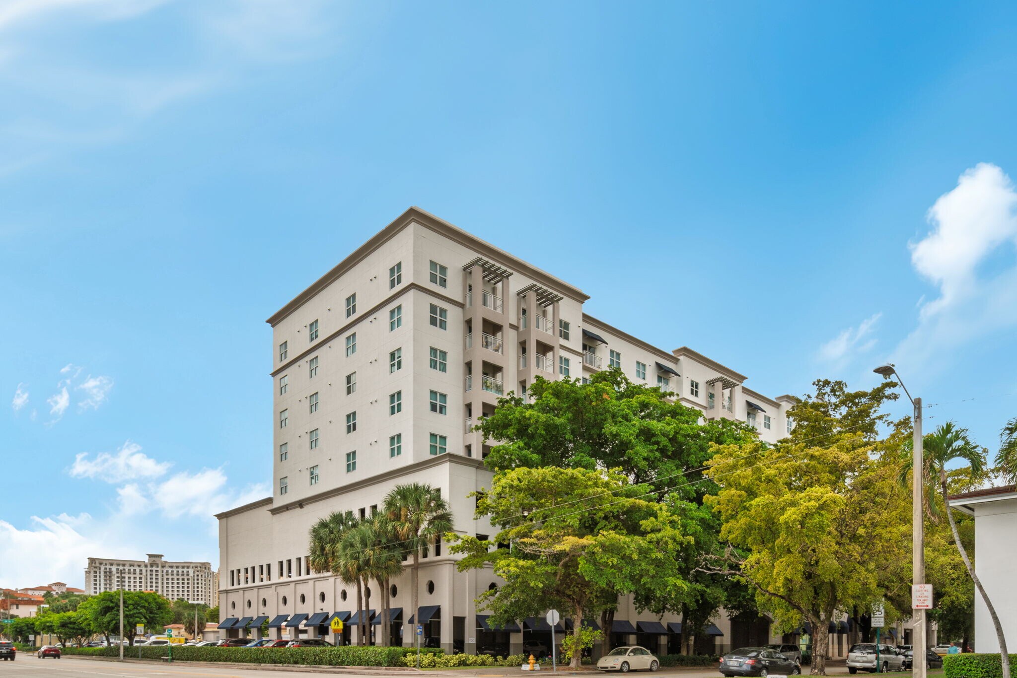 Building Photo - 50 Menores Ave