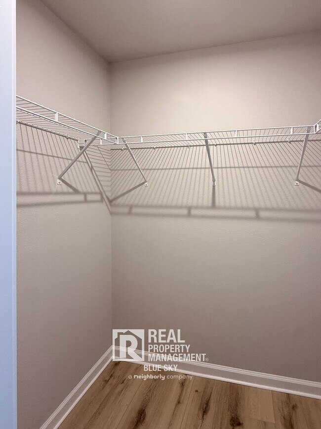 Building Photo - 4156 Cloud Hopper Wy