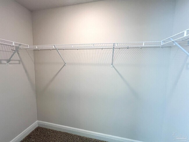 Building Photo - 3997 Pendragon Cir