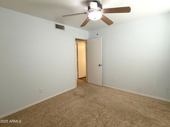 Building Photo - 1670 E Gary Dr