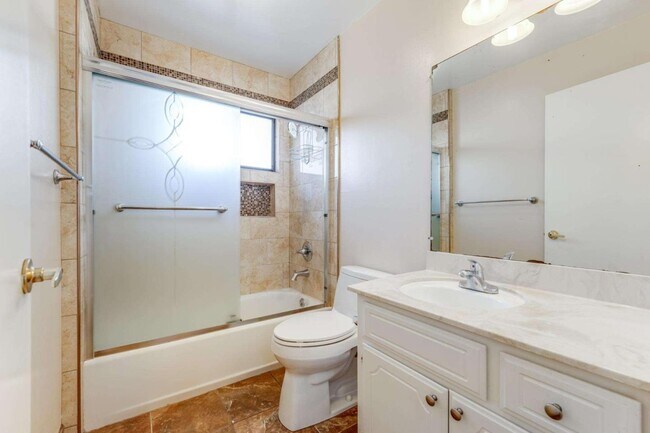 Building Photo - 12091 Atrium Dr