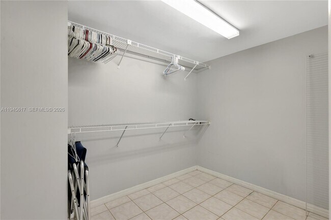 Building Photo - 12850 SW 4th Ct