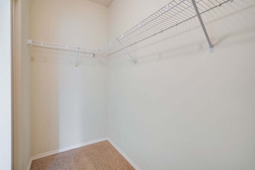 Building Photo - 14915 38th Dr SE