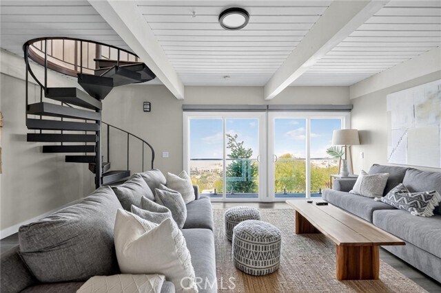 Building Photo - 865 Quivera St