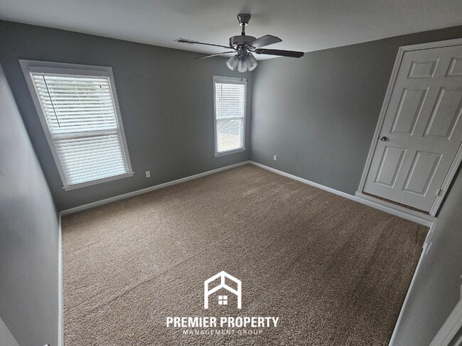 Building Photo - Spacious 4BR Germantown Home w/ Fireplace & Fenced Yard