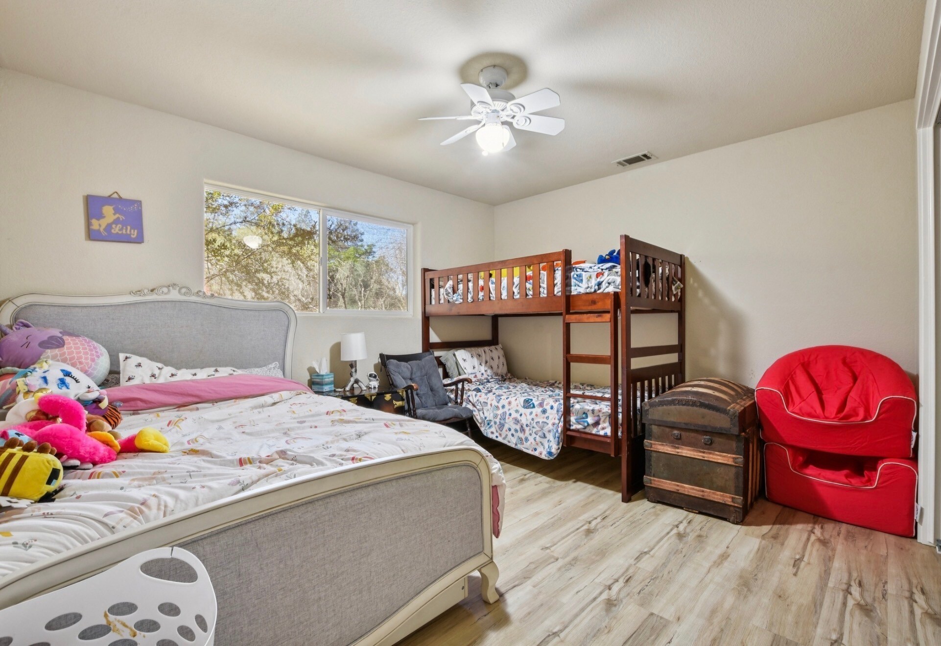 Beds are no longer in room - 837 Hillcrest St