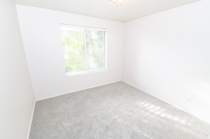 Building Photo - 543 S 900 E
