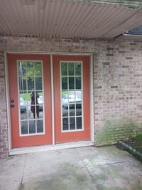Building Photo - 713 Springfield Rd