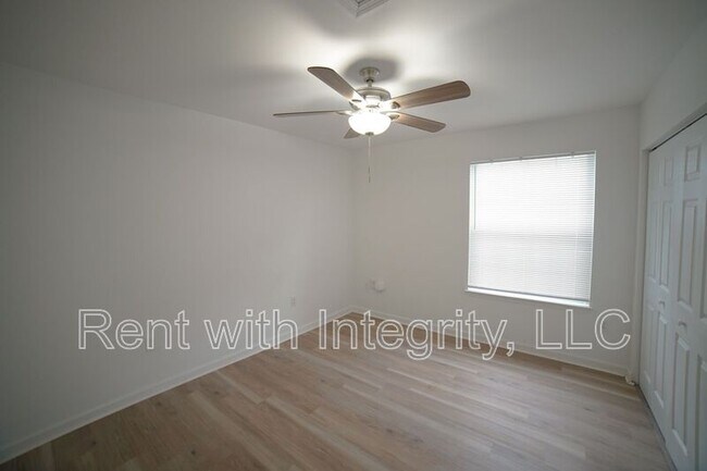 Building Photo - 1272 Cross Creek Cir
