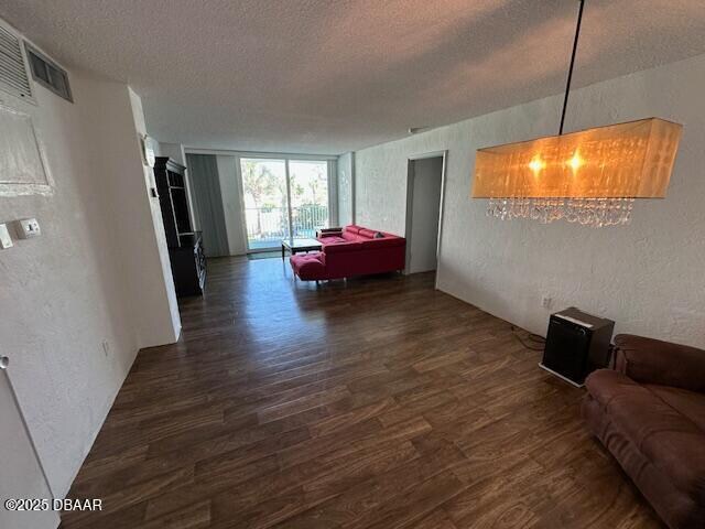 Building Photo - 2727 N Atlantic Ave