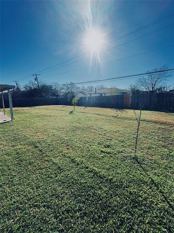 Building Photo - 513 White Wing Way