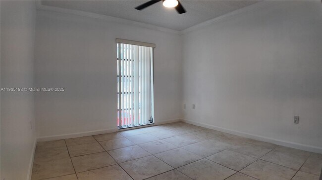 Building Photo - 3326 Farragut St