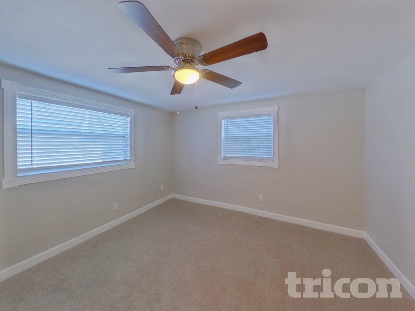 Building Photo - 8589 Lantana Dr