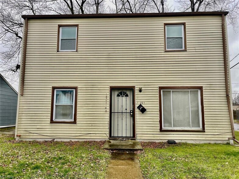 Primary Photo - 12221 Sobieski Ave