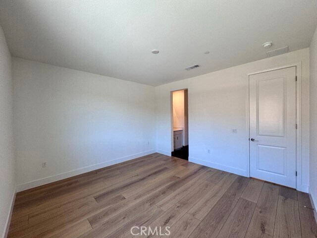 Building Photo - 25061 River Peak Dr