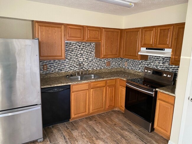 Building Photo - 2606 S Belgravia Dr