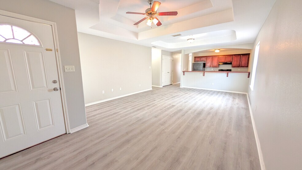 Primary Photo - 3601 N Arroyo Park Ln