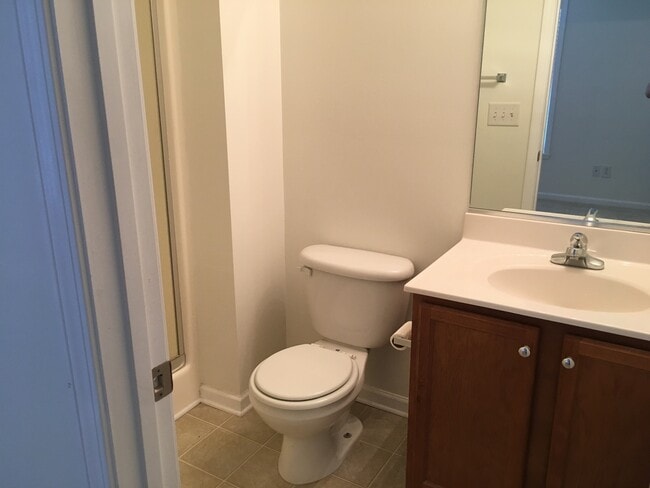 Building Photo - 448 Dunwood Dr