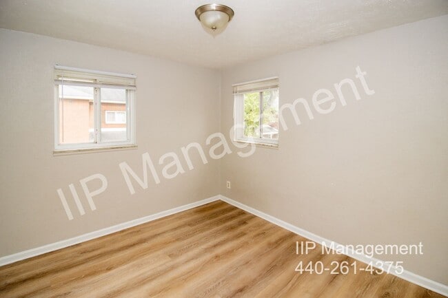 Building Photo - 23984 Banbury Cir