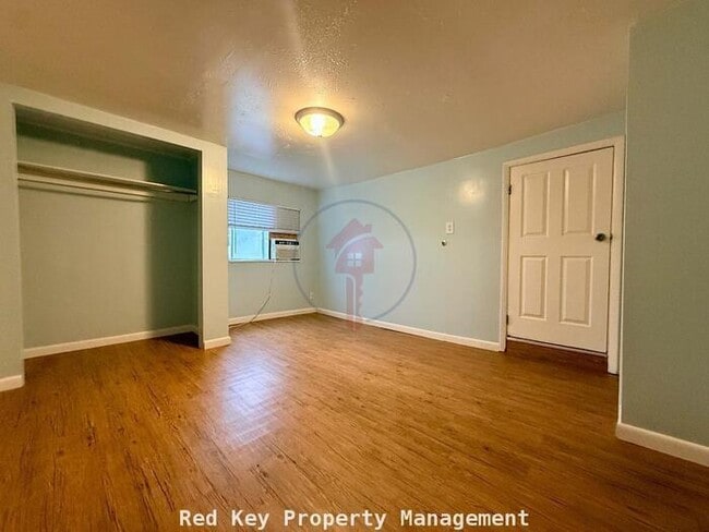 Building Photo - 128 S 100 W