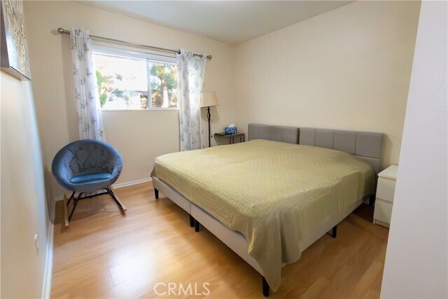 Building Photo - 9551 Vía Ricardo