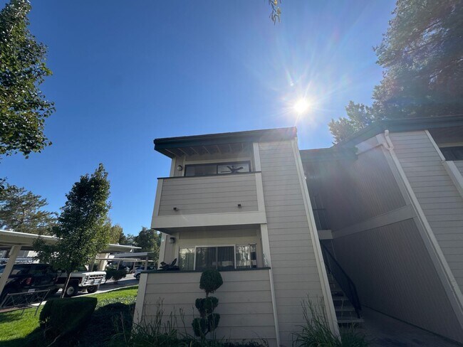 Building Photo - Newly Remodeled Studio in Sparks! Availabl...