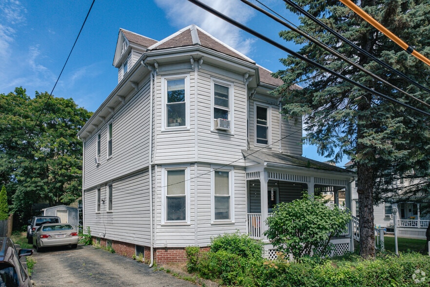 Primary Photo - 11 Cambria St