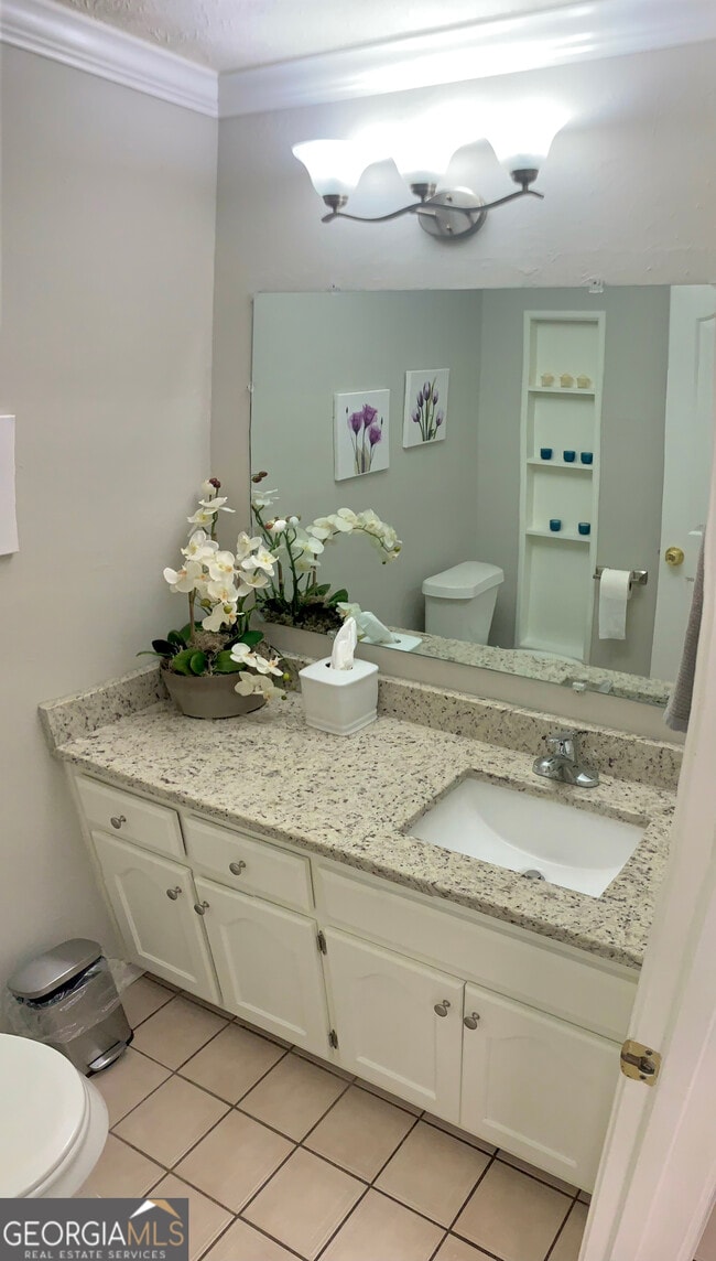 Building Photo - 345 Legacy Ln