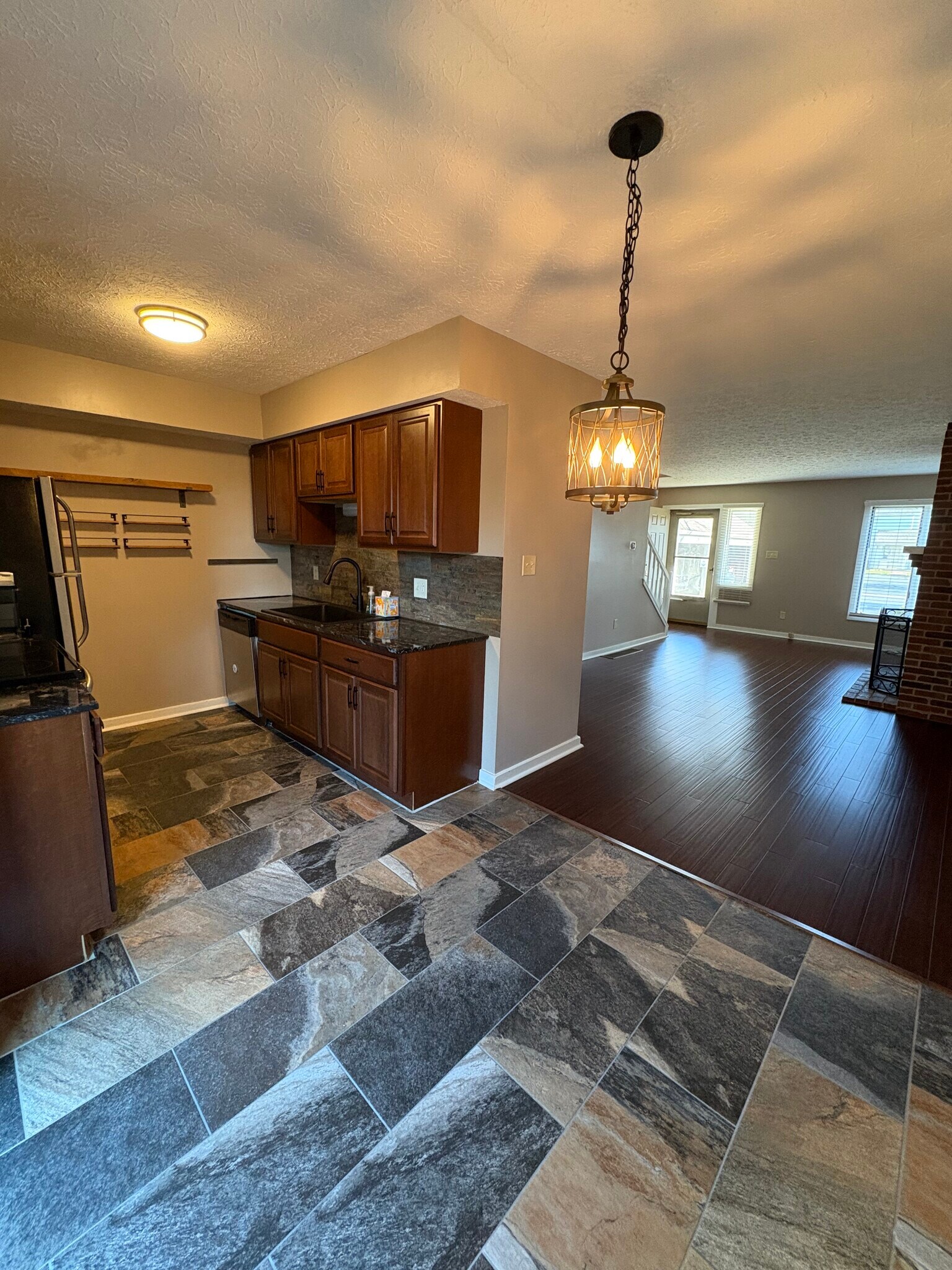 Building Photo - 331 Saint Andrews Dr