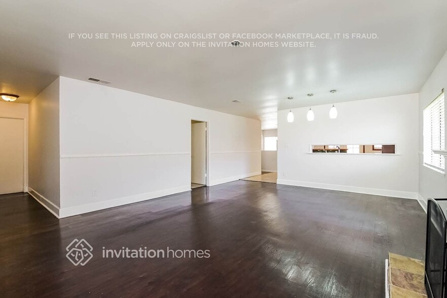 Building Photo - 1752 Willowbrook Ln