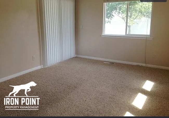 Building Photo - NW Meridian 3bed/2.5 bath w/3 car garage and fenced yard.