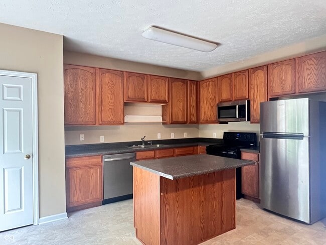 Building Photo - 3332 Decker Ridge Dr