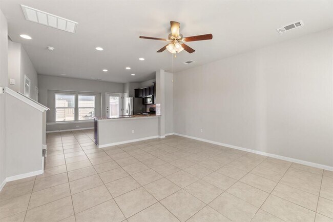 Building Photo - 18007 Malnati Dr